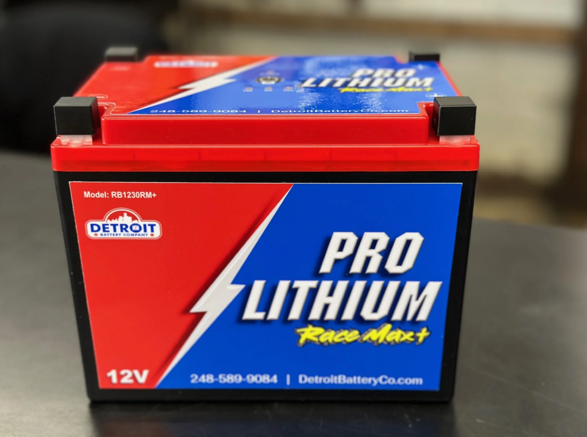 Detroit Battery Company Pro Lithium Race Max + 12v